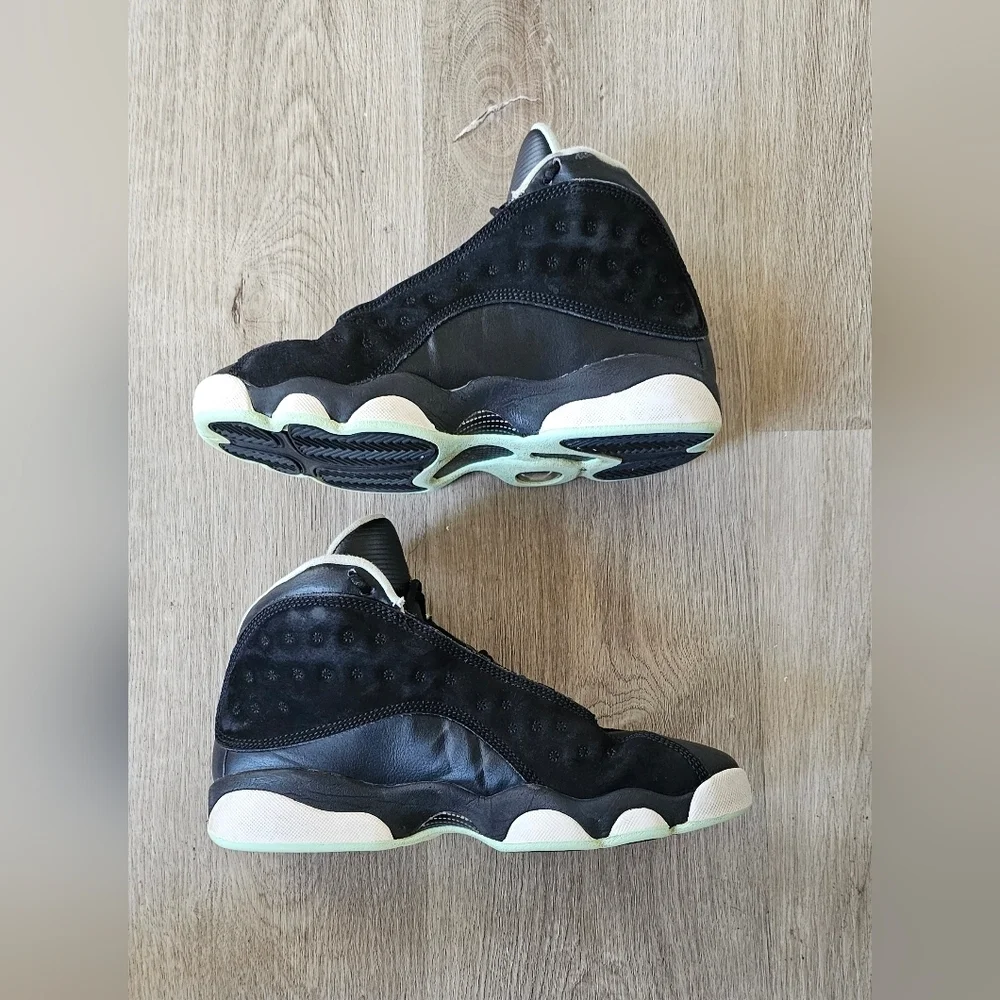 Size 6.5Y Air Jordan 13 Retro GS Black White Mint Foam - Picture 6 of 8